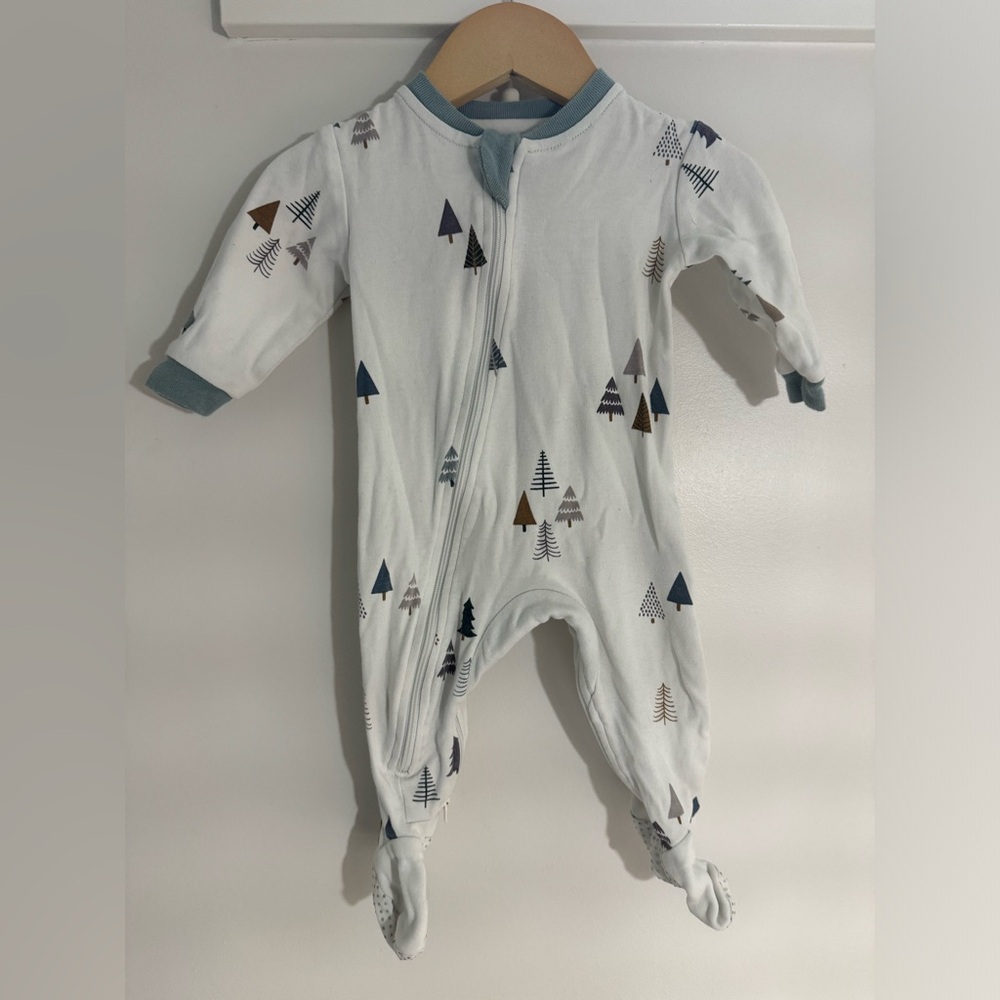 ZippyJamz Footed Sleeper